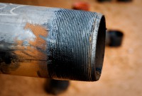 kak-narezat-rezbu-na-trube