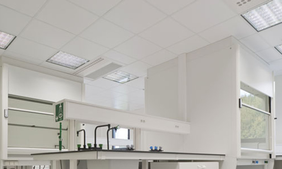 Подвесной потолок Кнауф «Данотил» в лаборатории