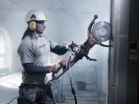 Как сломать бетонную стену